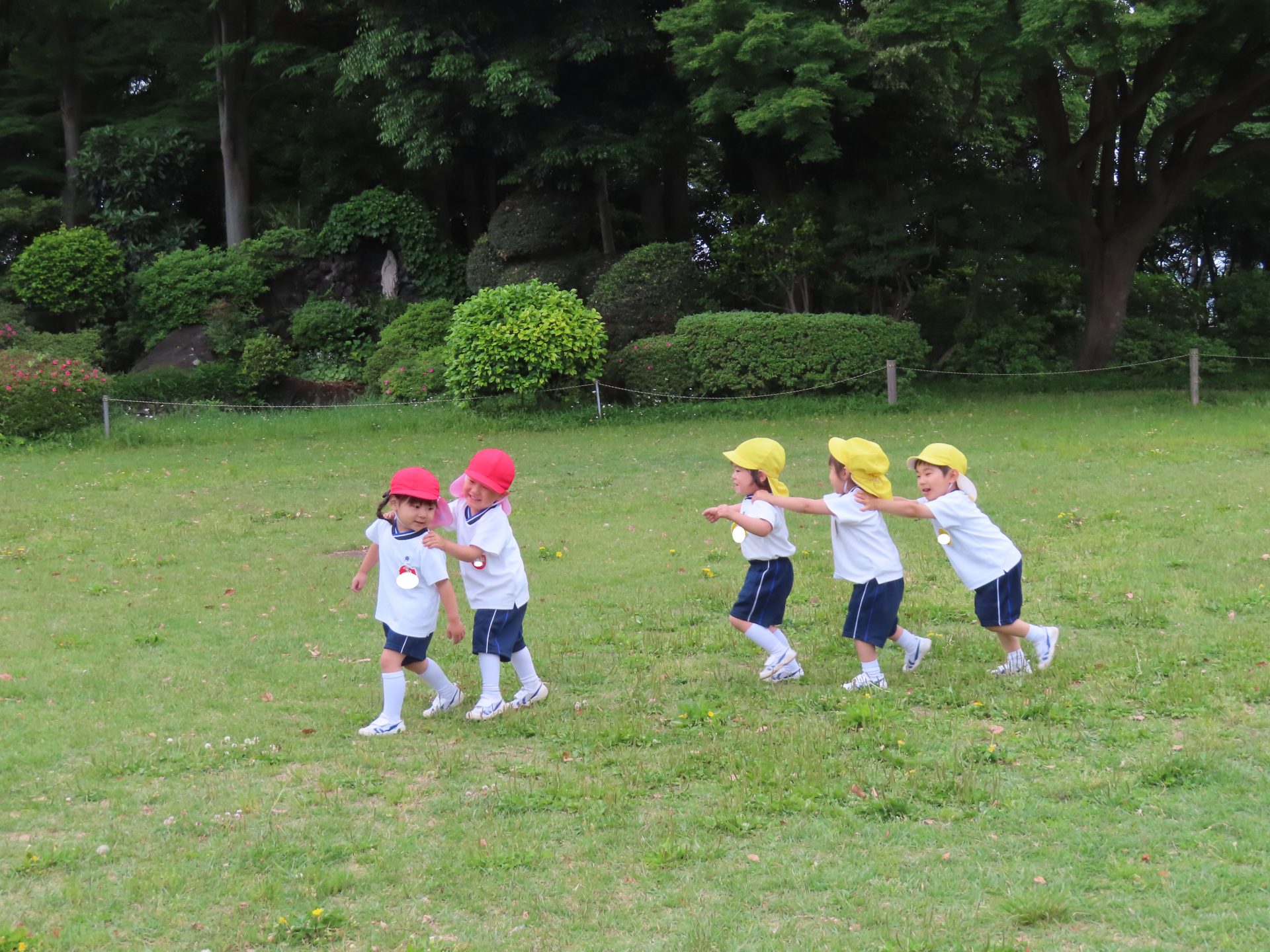 豊かな心・たくましく生きる
人間性の基礎を育てる